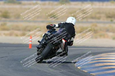 media/Apr-10-2022-SoCal Trackdays (Sun) [[f104b12566]]/Turn 11 Backside (945am)/